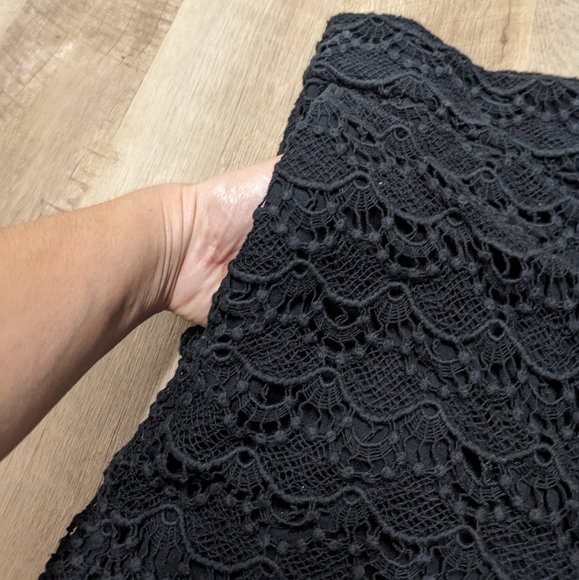 Express Black High Rise Shorts Knitted Lace Overlay Women's - Picture 4 of 8